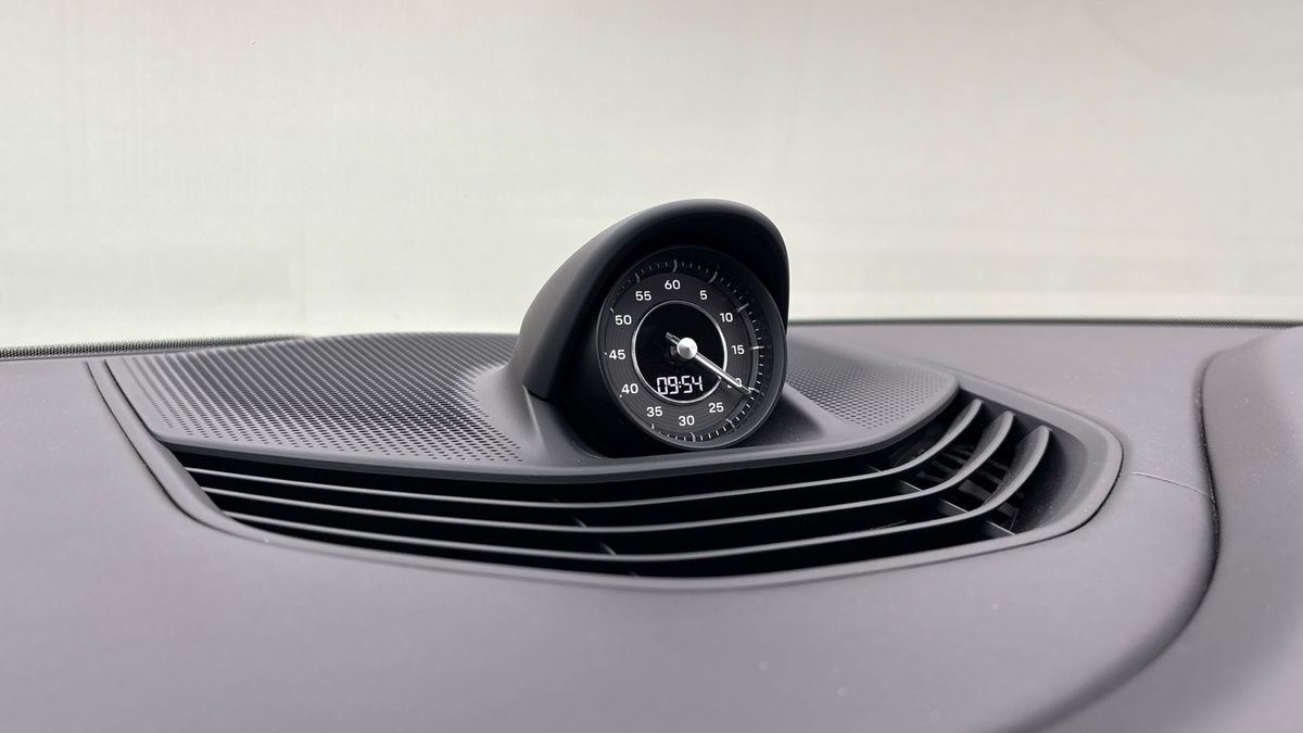 Porsche Taycan Image 27