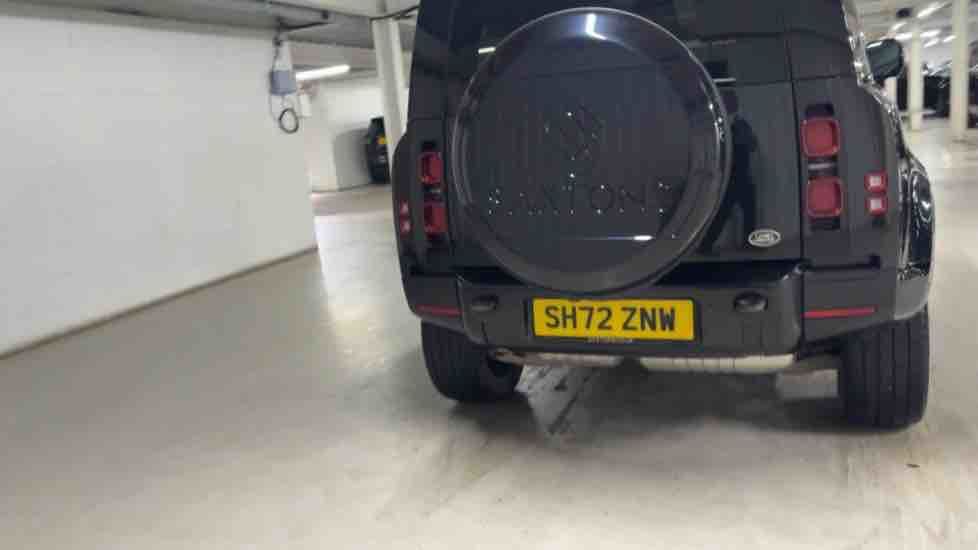 More views of Land Rover Defender 90