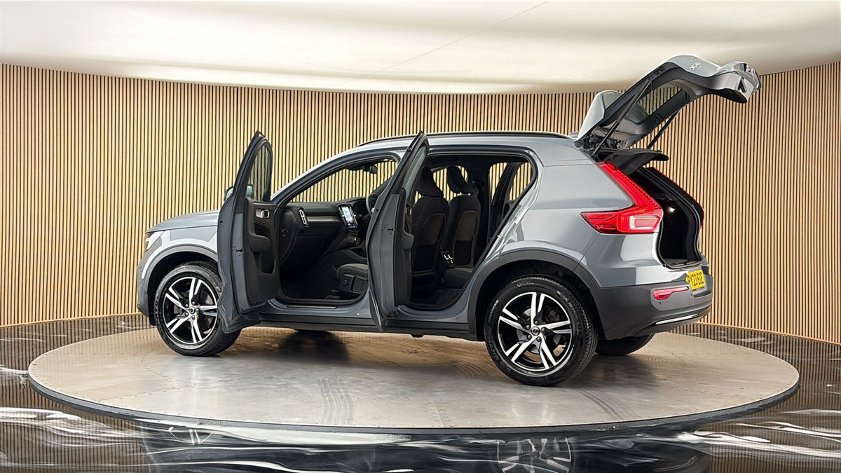 More views of Volvo XC40