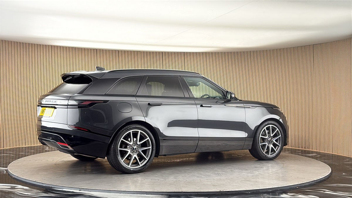 More views of Land Rover Range Rover Velar