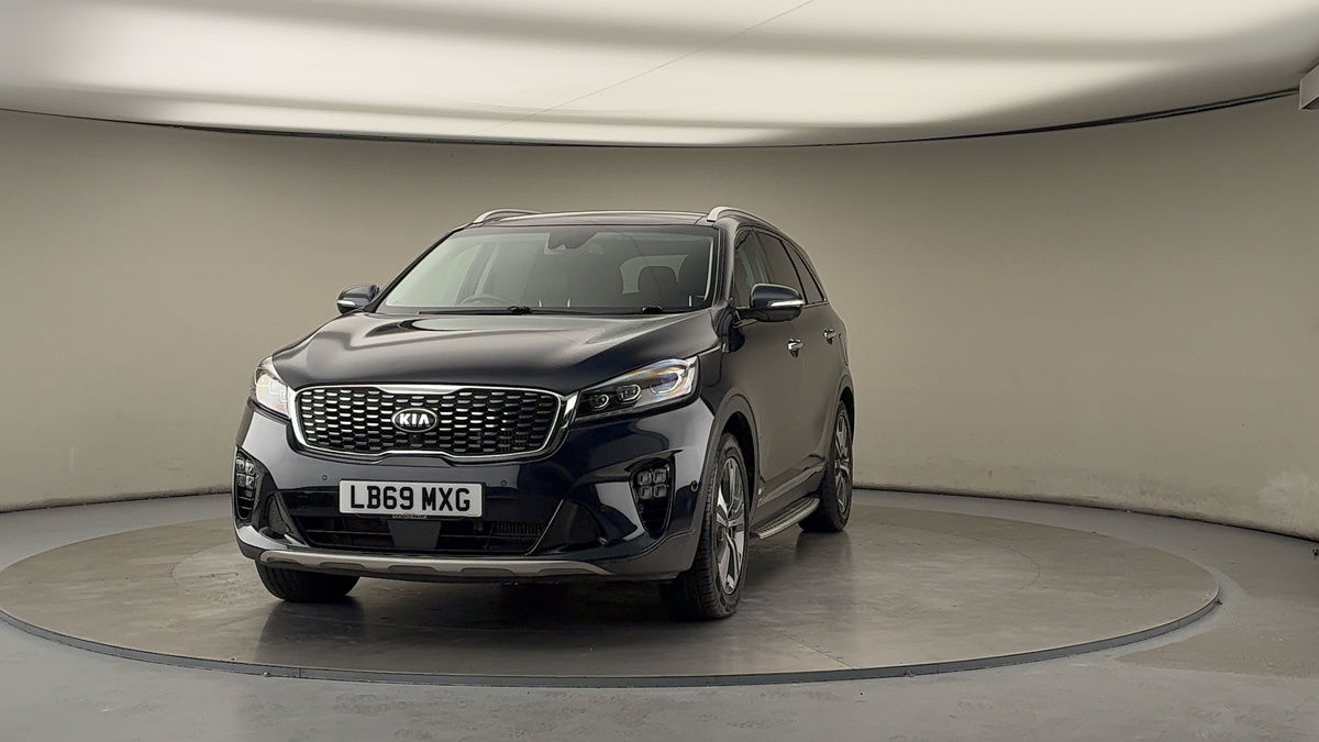 More views of Kia Sorento