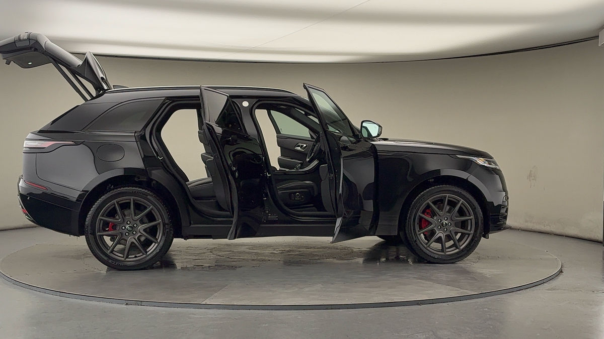 More views of Land Rover Range Rover Velar