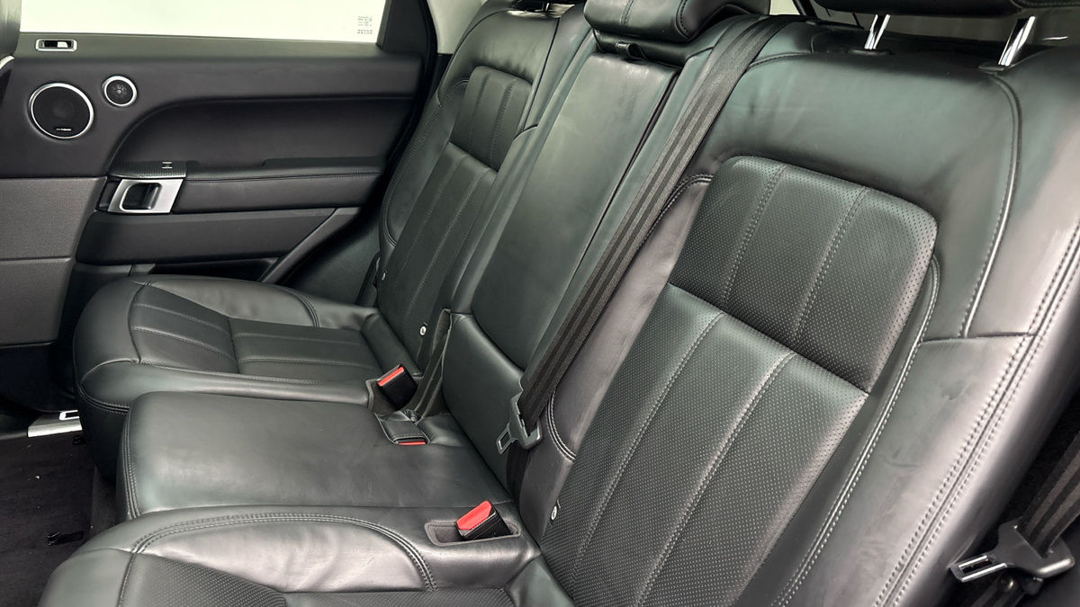 Land Rover Range Rover Sport Image 8