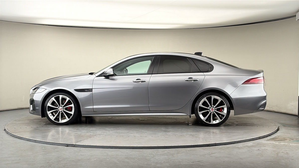 More views of Jaguar XF