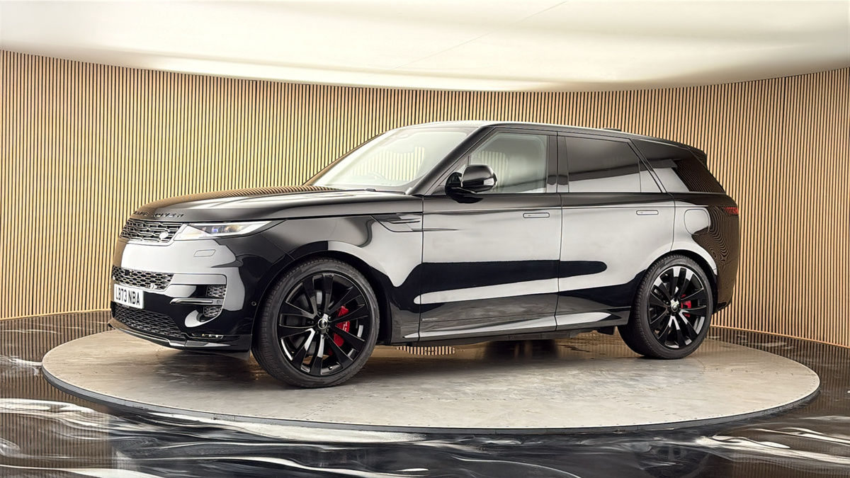 More views of Land Rover Range Rover Sport