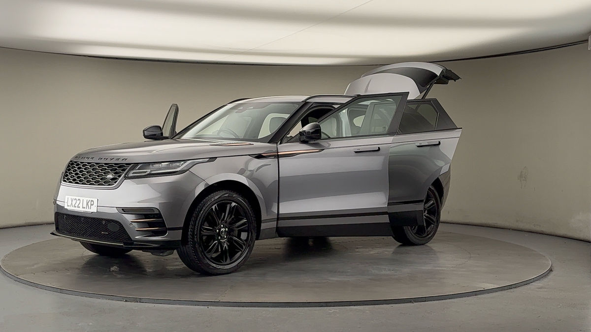Land Rover Range Rover Velar Image 22