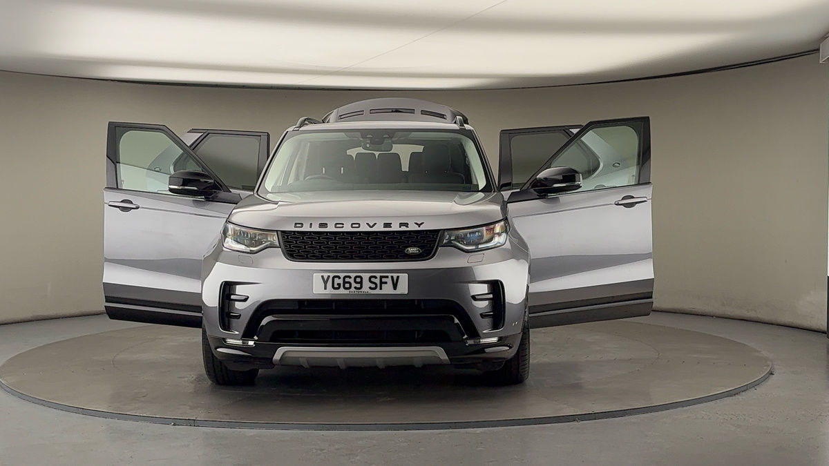 More views of Land Rover Discovery