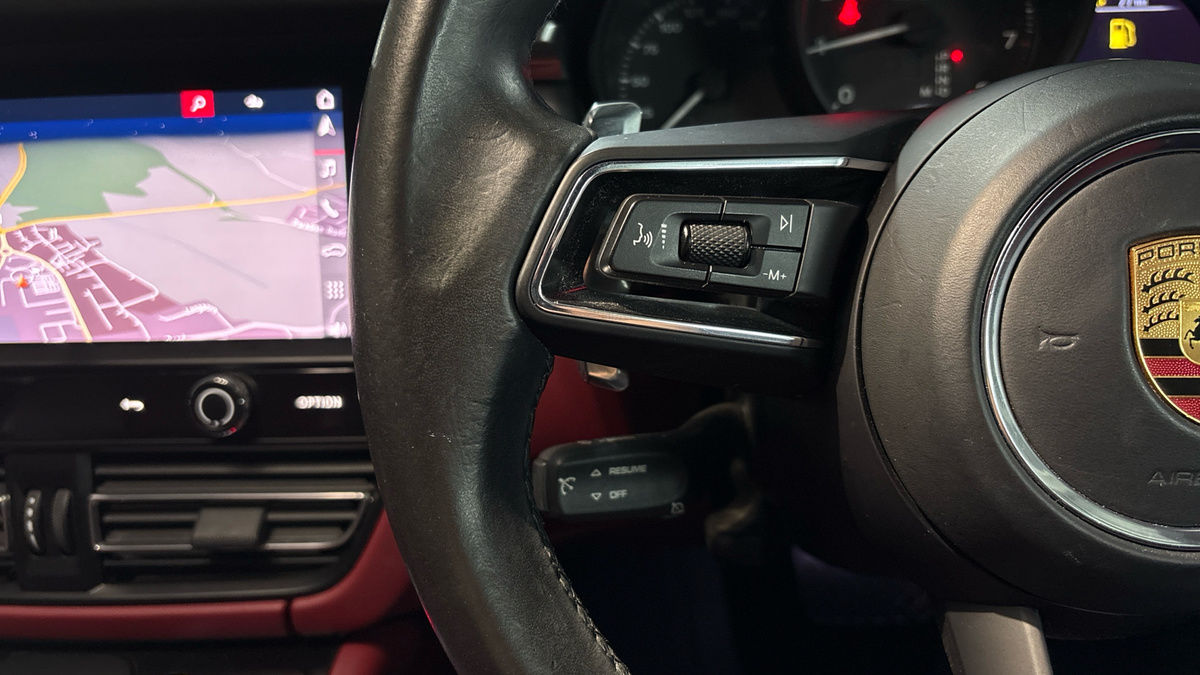 Porsche Macan Image 13