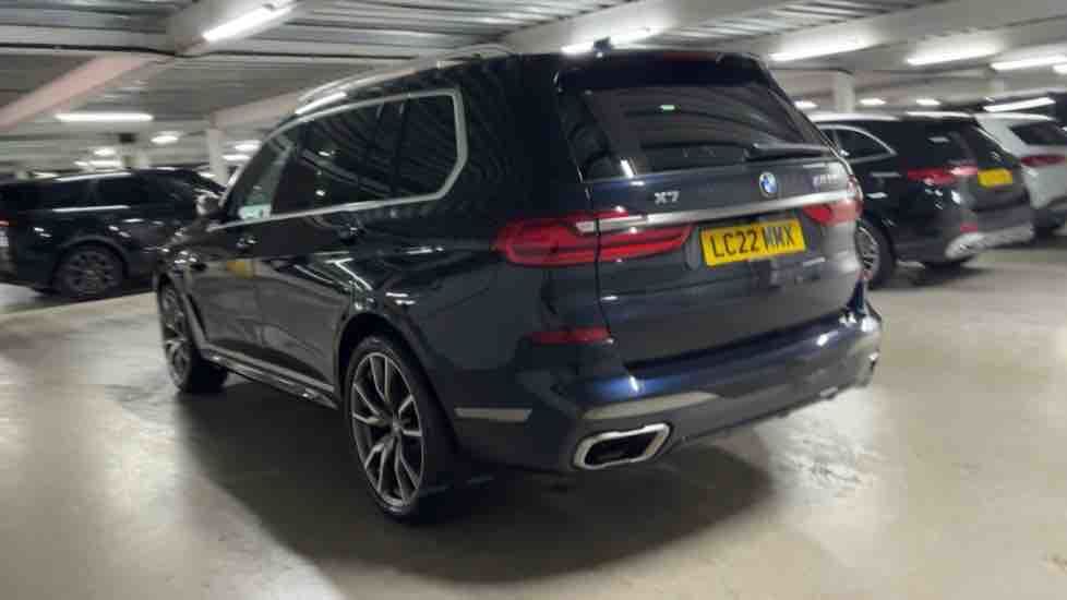 More views of BMW X7