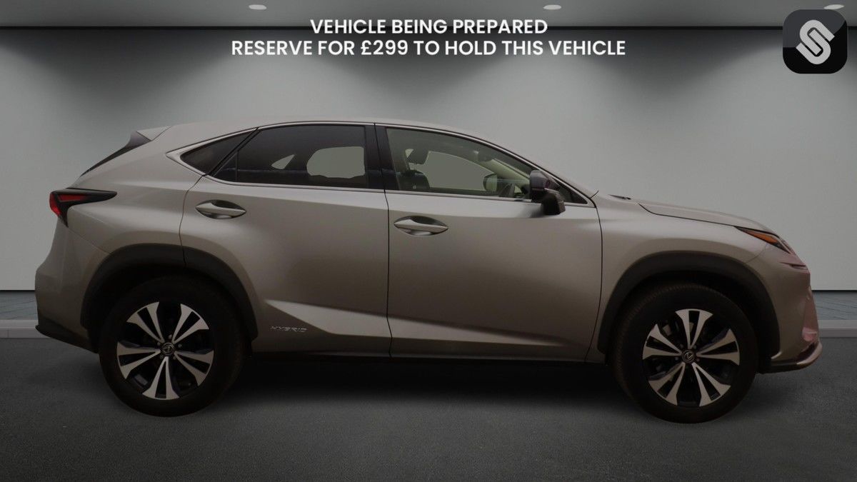 Lexus NX Image 5