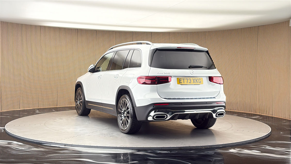 More views of Mercedes-Benz GLB