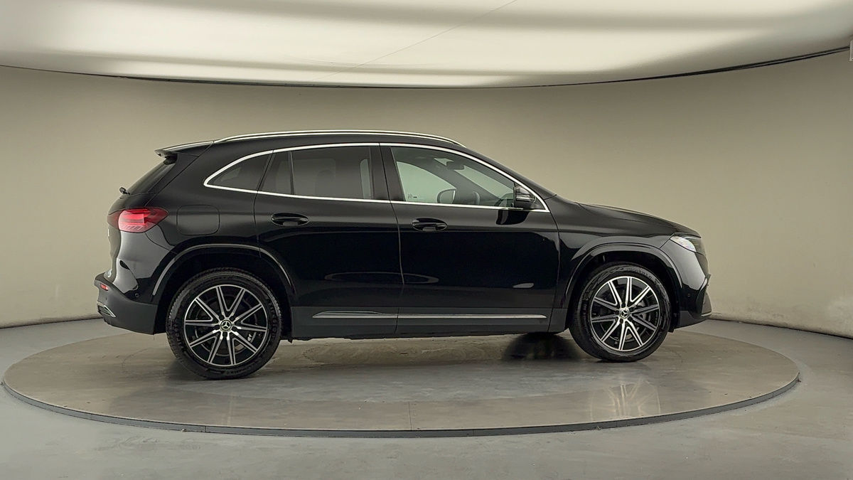 More views of Mercedes-Benz EQA