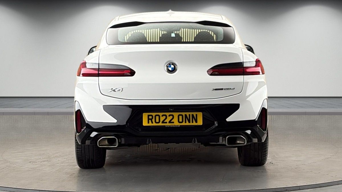 BMW X4 Image 4