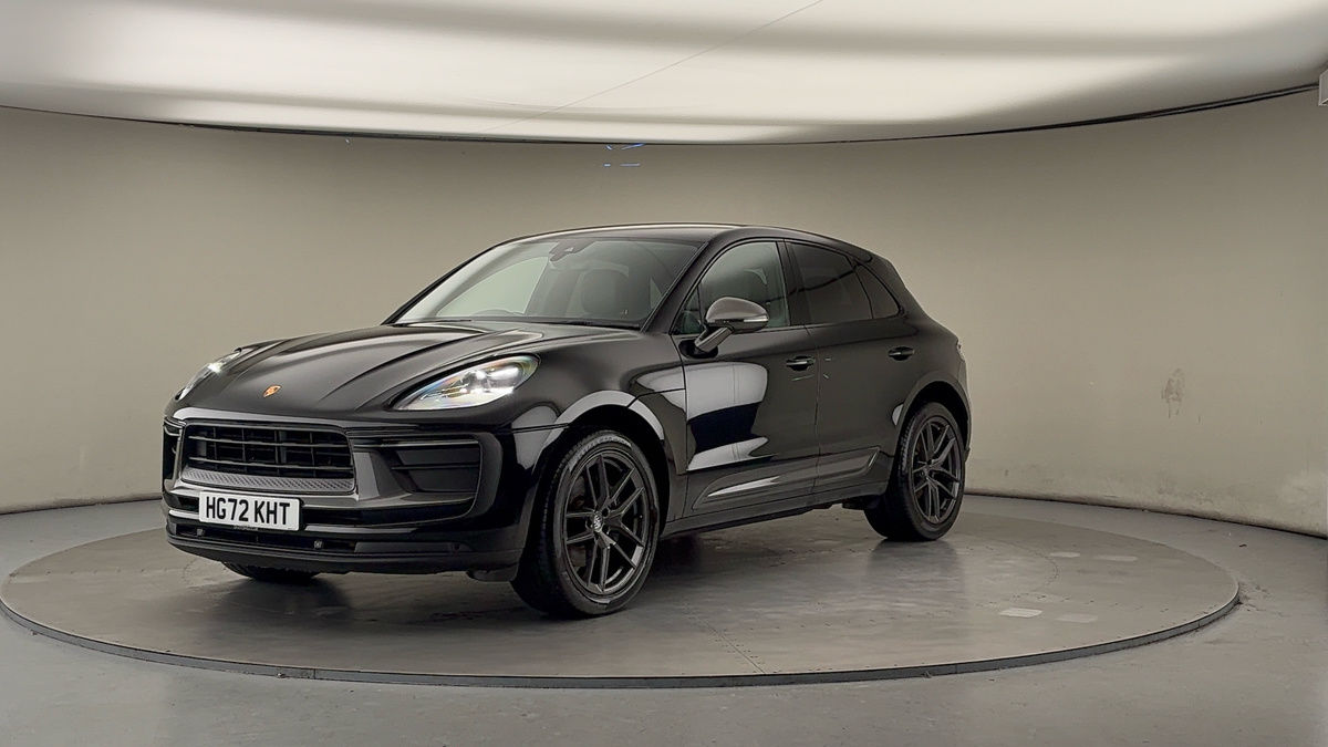 More views of Porsche Macan