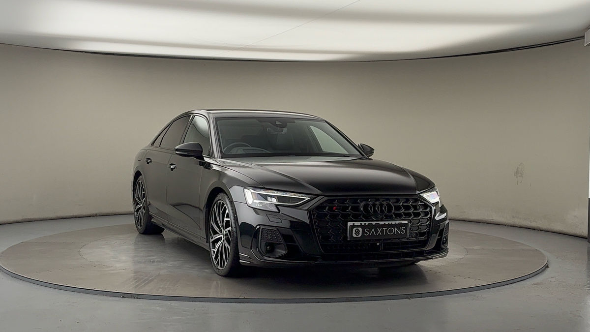 More views of Audi S8