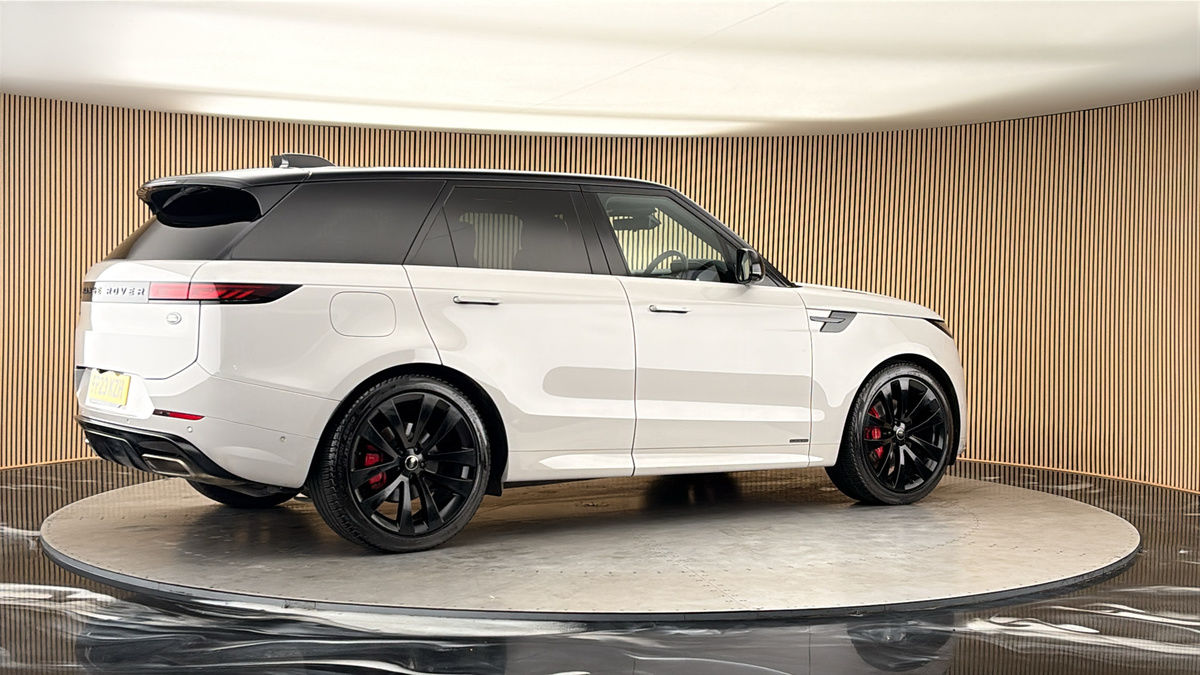 More views of Land Rover Range Rover Sport