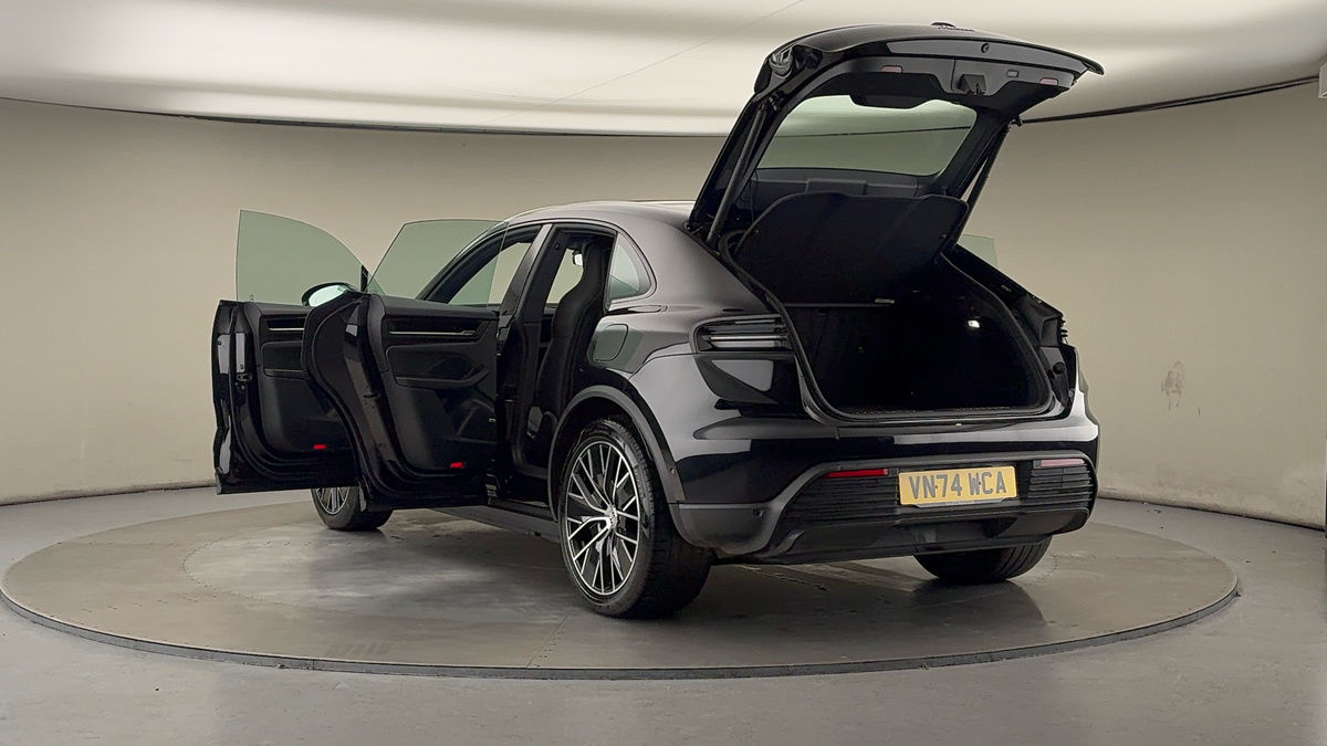 Porsche Macan Image 23