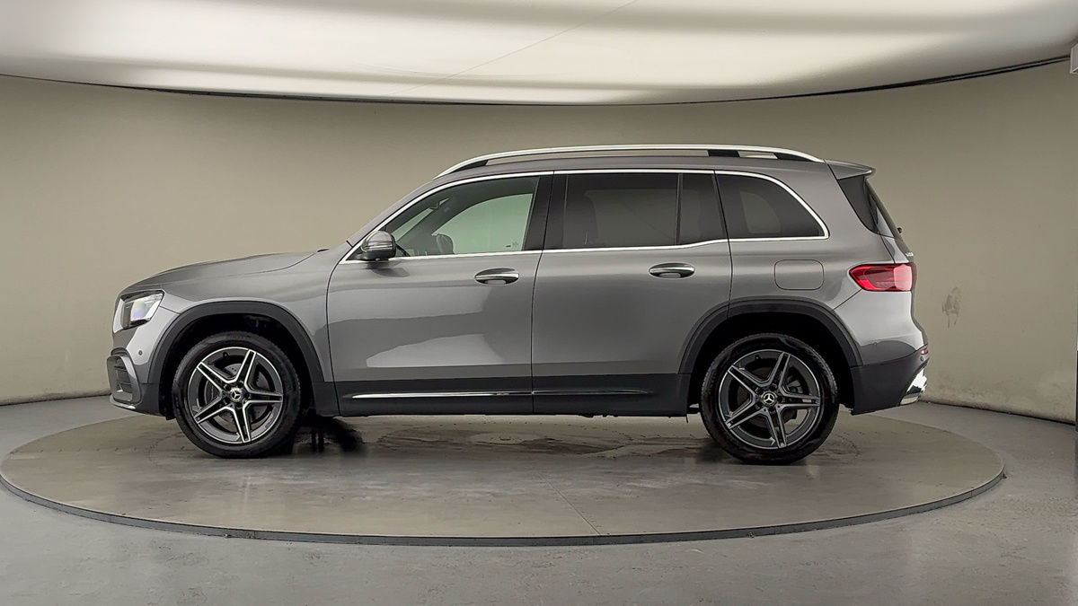 More views of Mercedes-Benz GLB