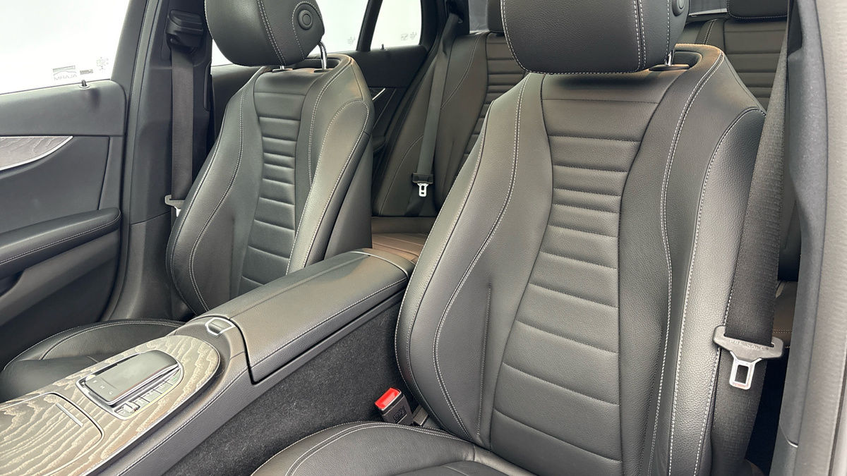 Mercedes-Benz E Class Image 7
