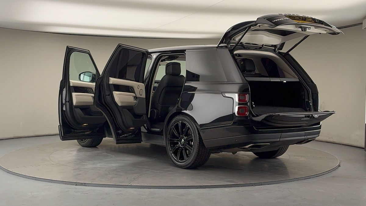 More views of Land Rover Range Rover