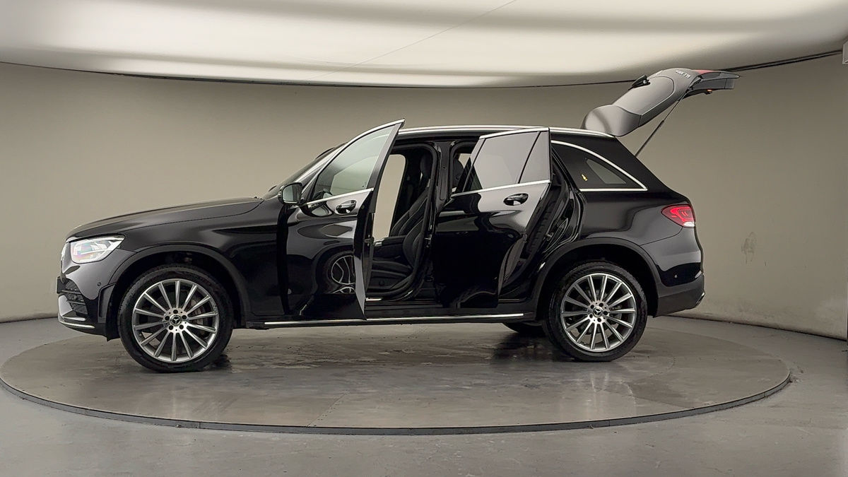 More views of Mercedes-Benz GLC