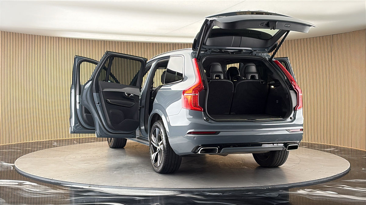 More views of Volvo XC90
