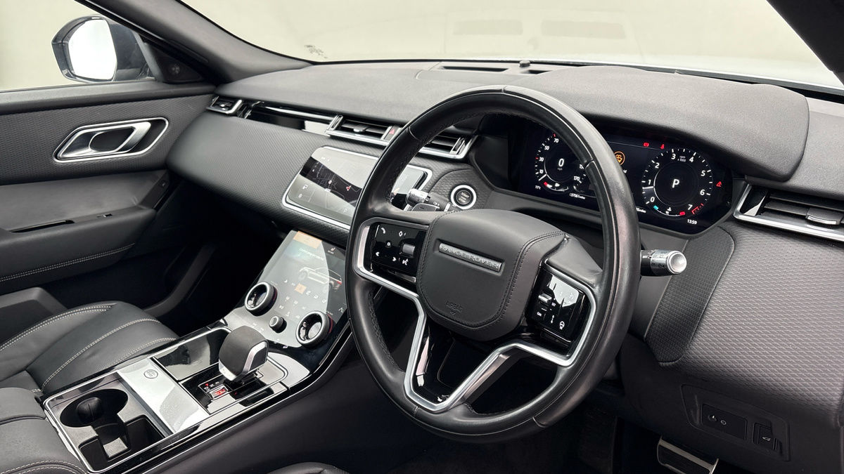 Land Rover Range Rover Velar Image 5