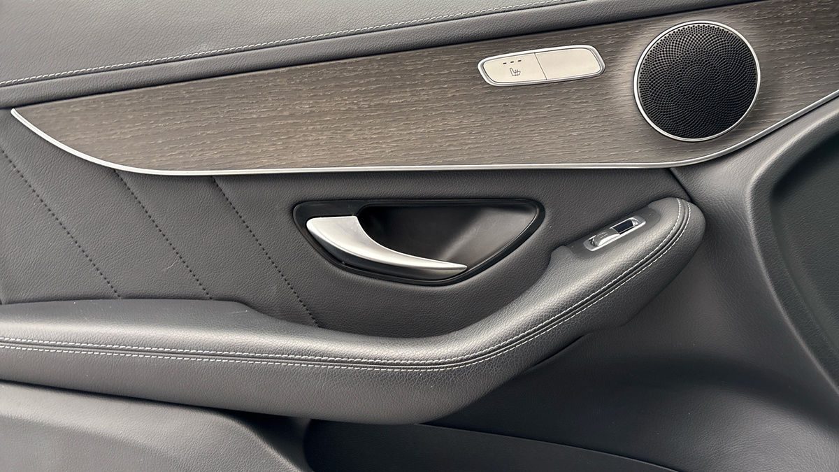 Mercedes-Benz GLC Image 19