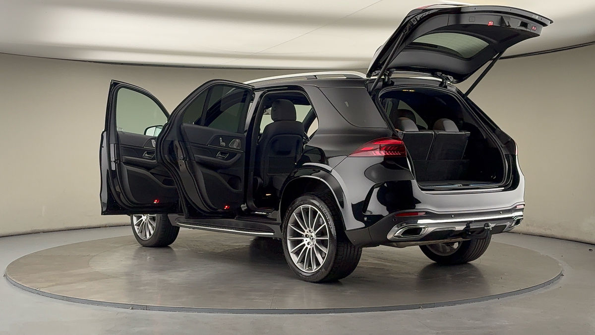 More views of Mercedes-Benz GLE