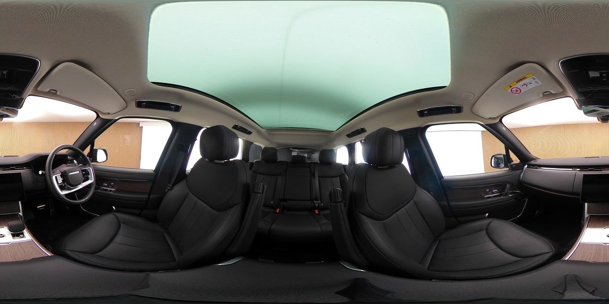 More views of Land Rover Range Rover