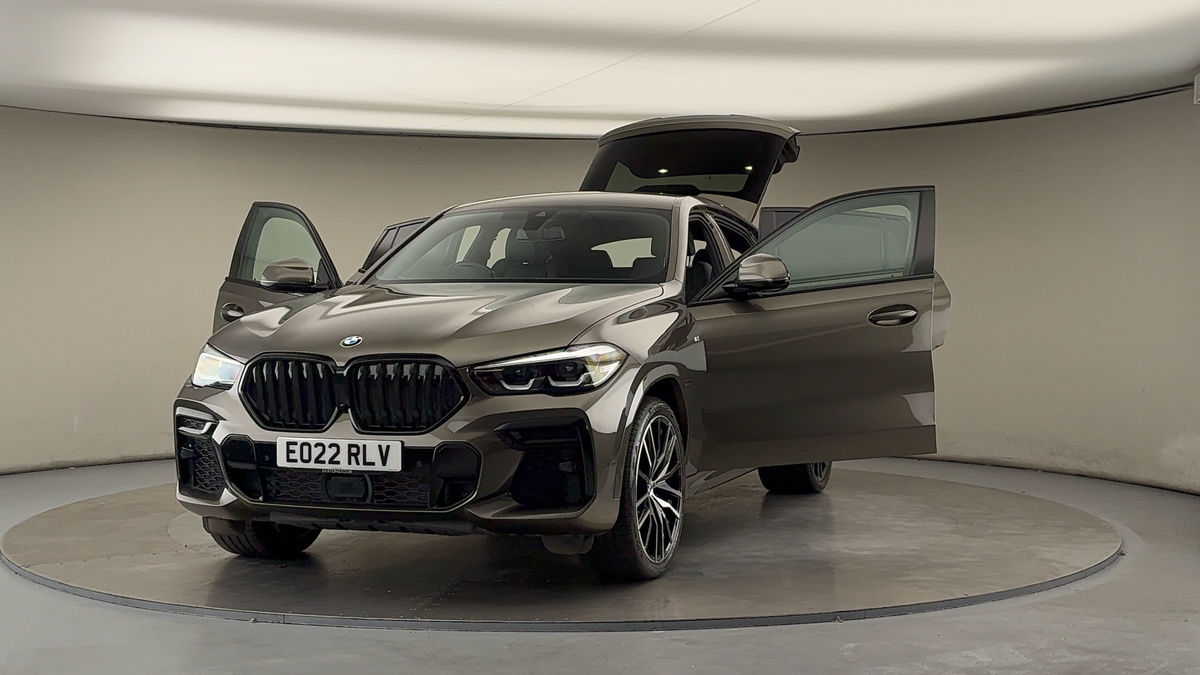 More views of BMW X6