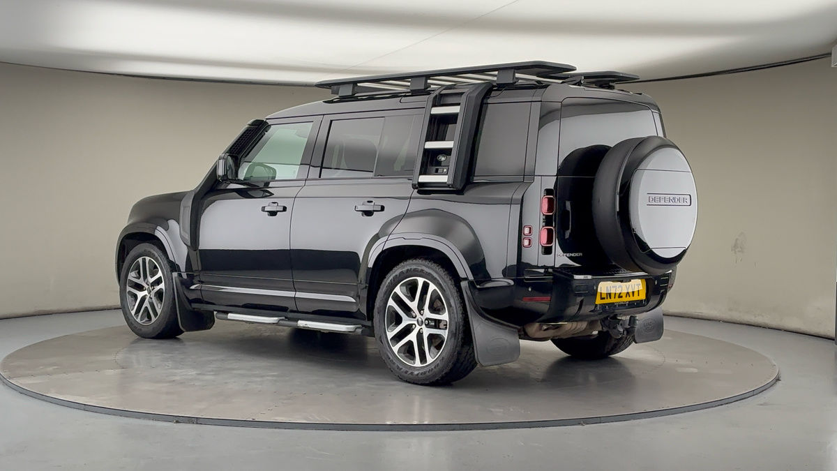 More views of Land Rover Defender 110