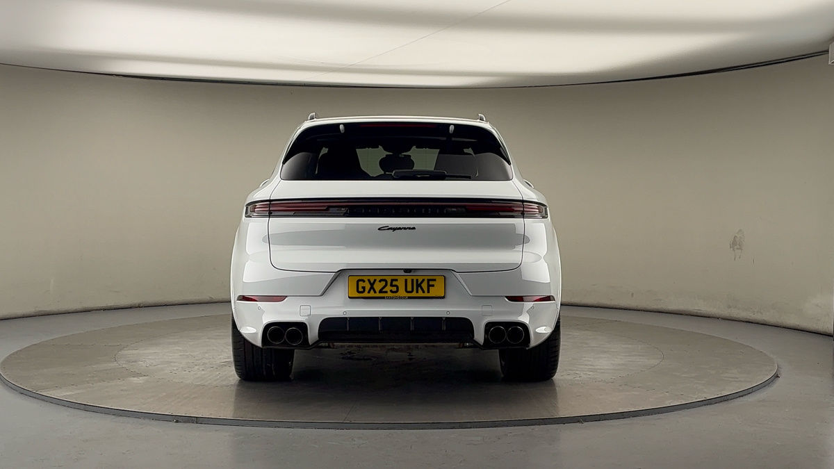 Porsche Cayenne Image 4