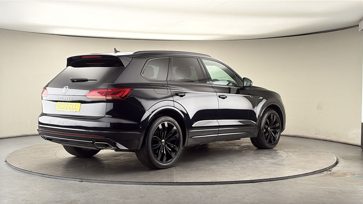 Volkswagen Touareg Image 21