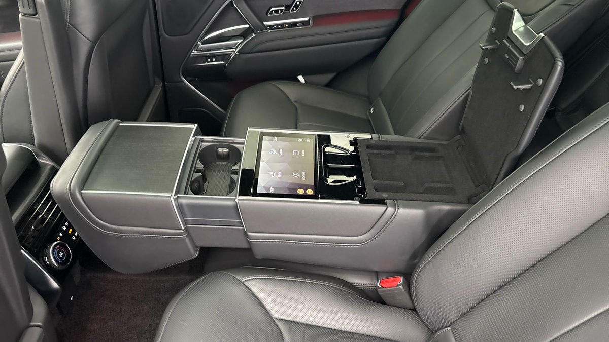 Land Rover Range Rover Image 9