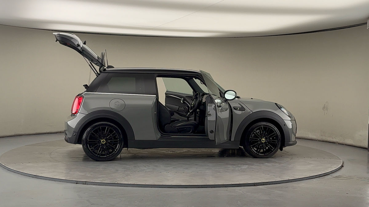 More views of MINI Electric Hatch