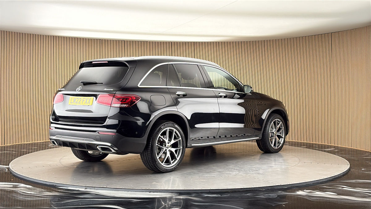 Mercedes-Benz GLC Image 21