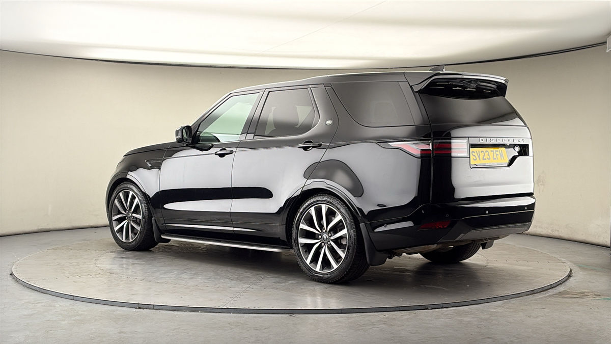 More views of Land Rover Discovery