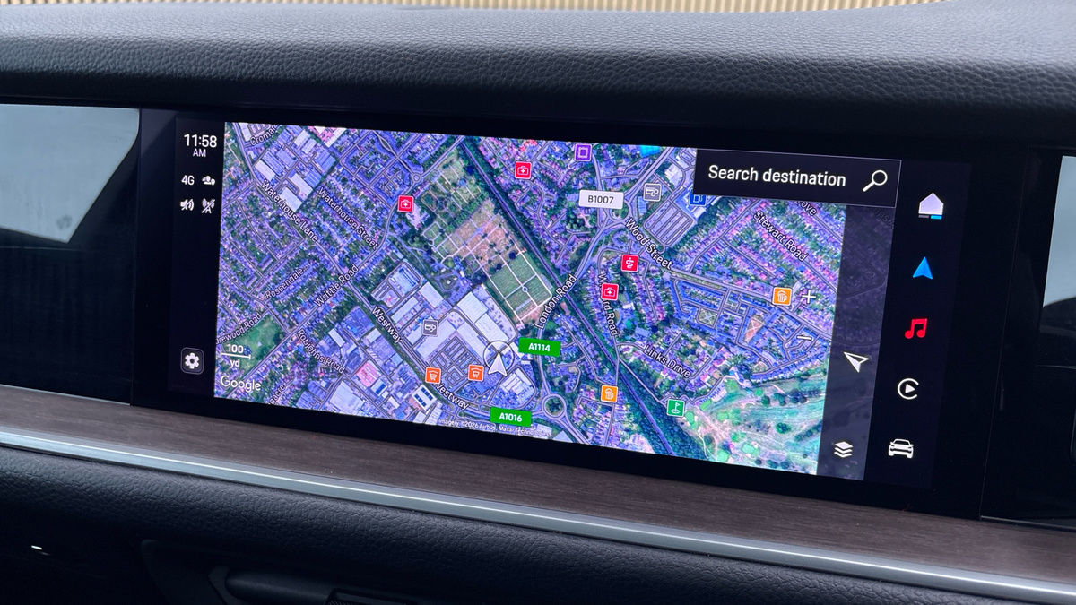 Porsche Cayenne Image 17