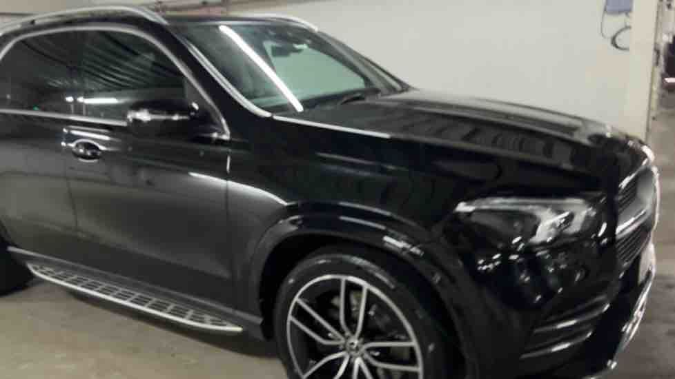 More views of Mercedes-Benz GLE