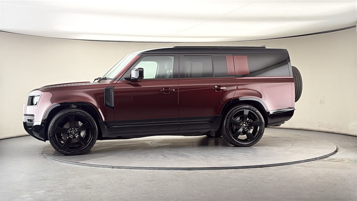 More views of Land Rover Defender 130