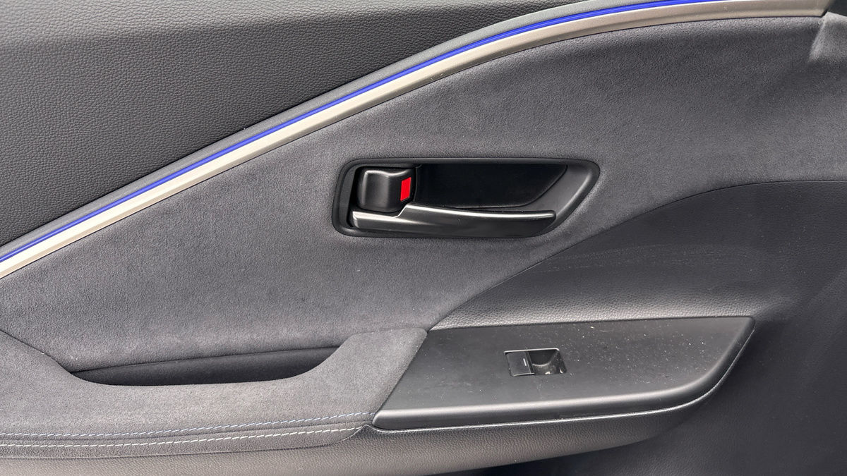 Toyota C-HR Image 19