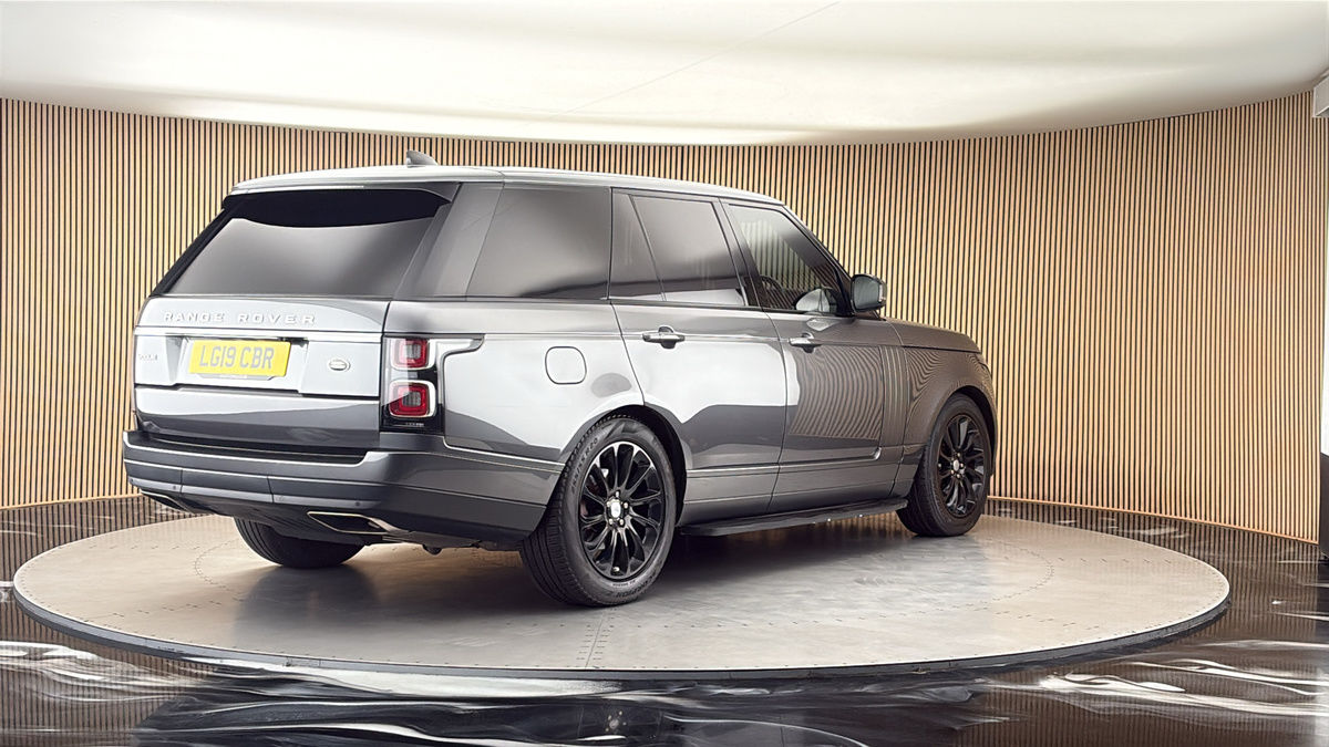 More views of Land Rover Range Rover