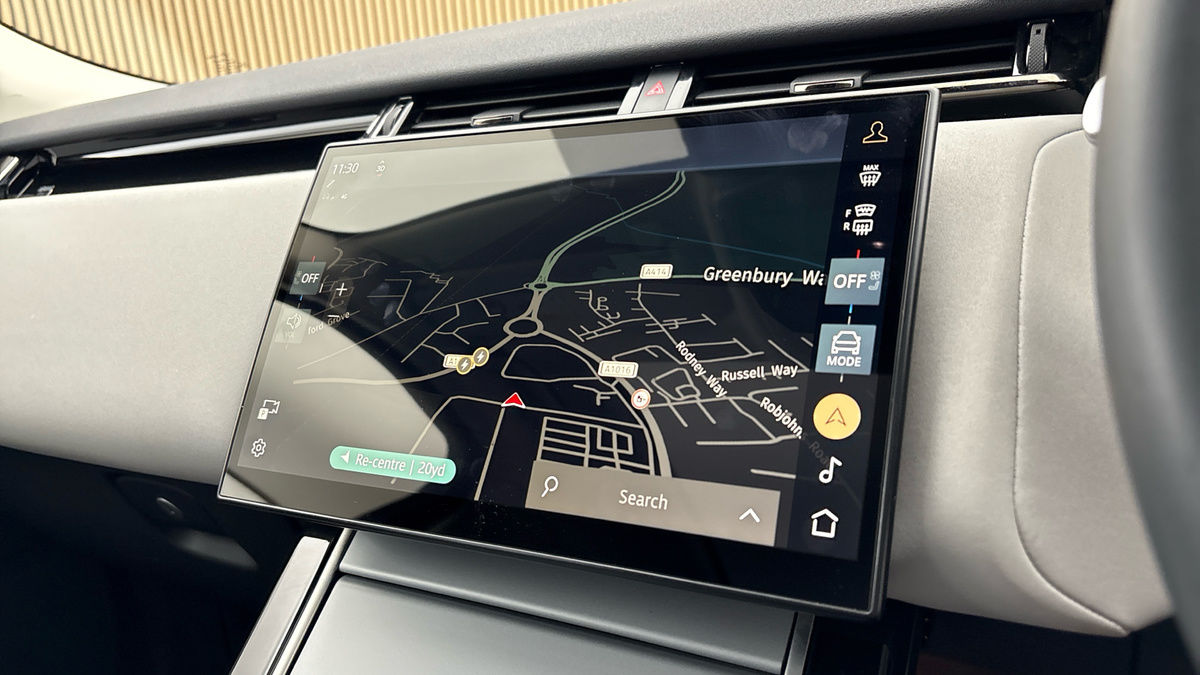 Land Rover Range Rover Velar Image 17