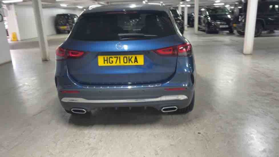 More views of Mercedes-Benz GLA