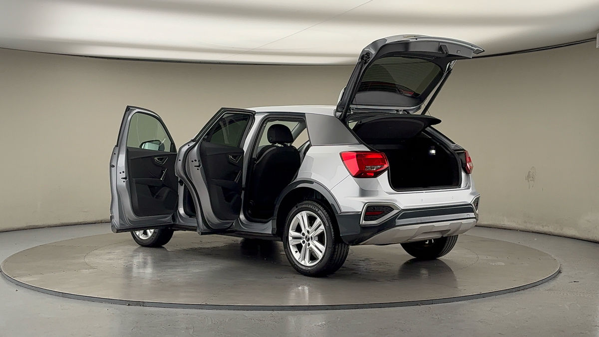 More views of Audi Q2