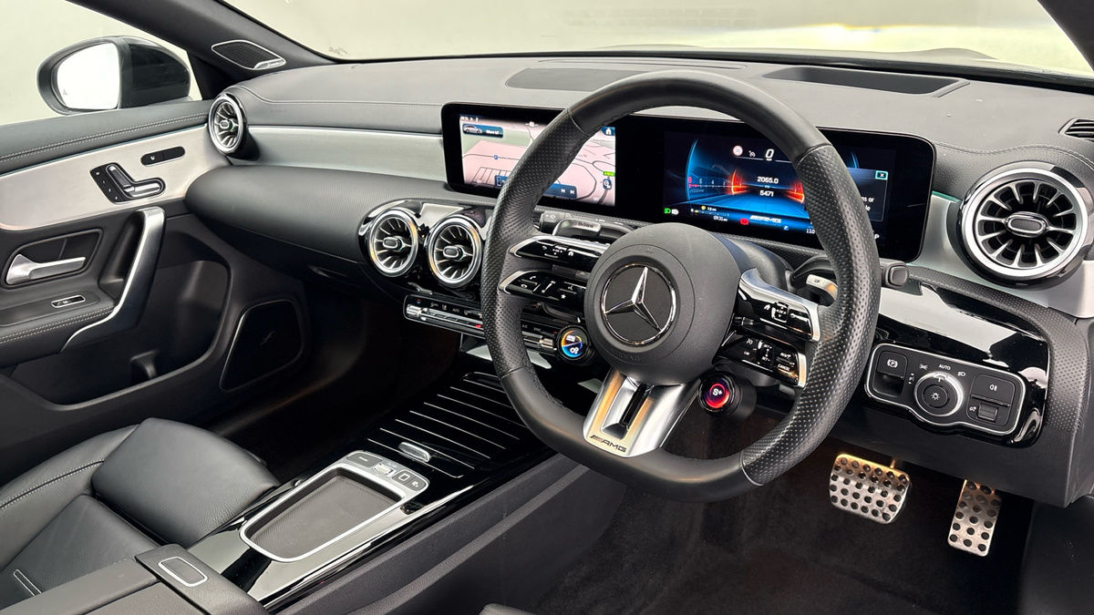 Mercedes-Benz CLA Image 5