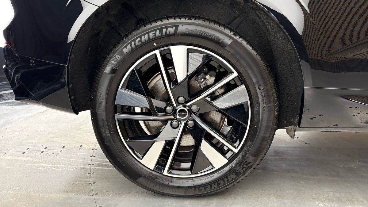 Volvo XC60 Image 10