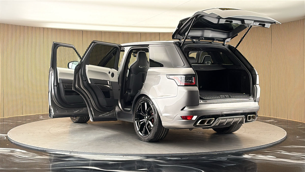 Land Rover Range Rover Sport Image 23