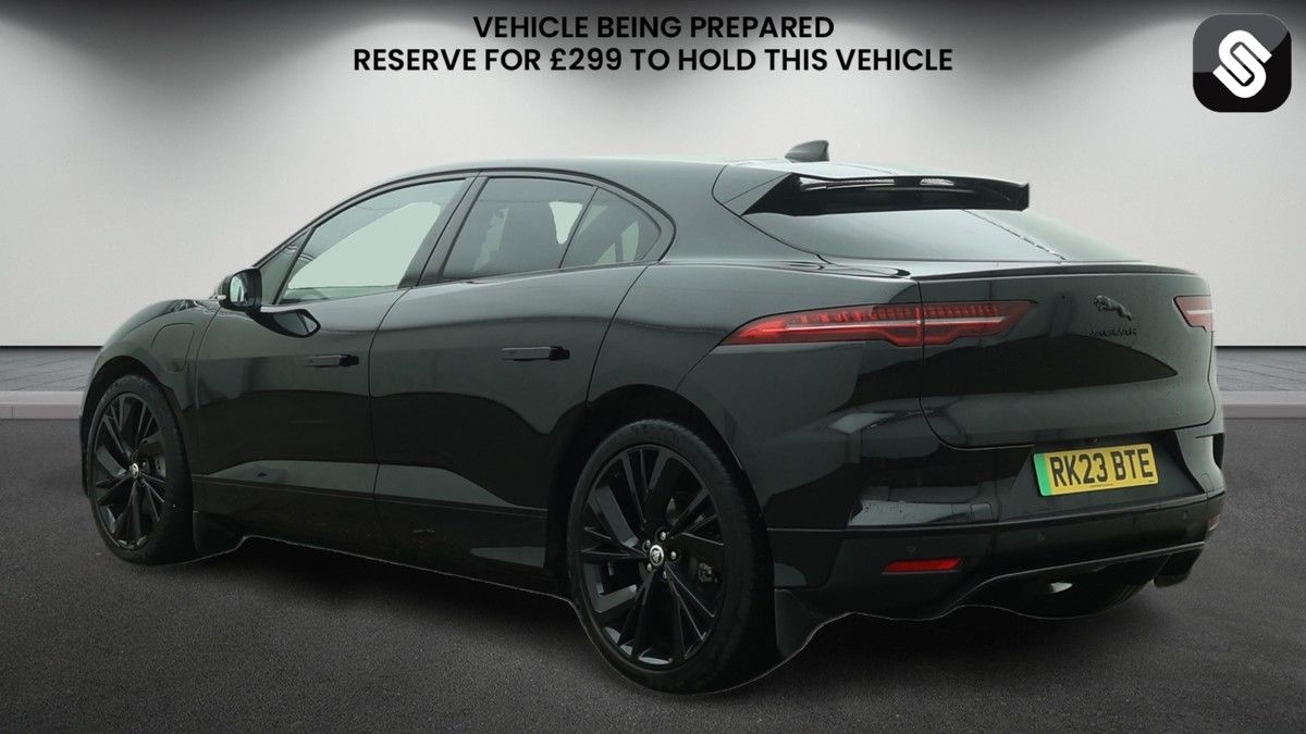 Jaguar I-PACE Image 3